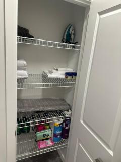 Modern Comfort in NW Calgary - 7