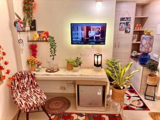 Boho Aura Near Prem Mandir & ISKCON price negotiable - 0