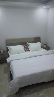 LAREDA BY VIBY Vacation Kinshasa Gombe - 4