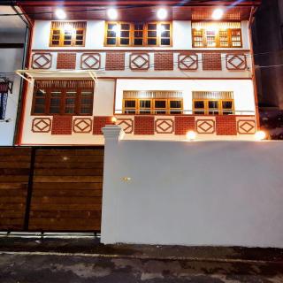 Alexandra Beach Bungalow - 0