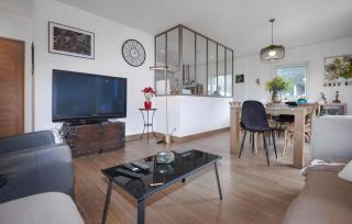 3 Bedroom Lovely Home In Corbara - 8
