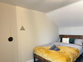 B6 Serviced Ensuite Room for Contractors & Professionals - 6