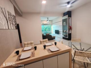 Sky Garden Luxury Family Stay - 1