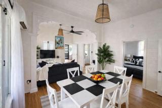 Townsville Family Home - Pets Welcome w Yard - 5