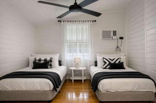 Pet-Friendly Family Home Near Stadium,Townsville - 1