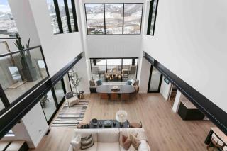 Luxury 6BR with Hot Tub, Firepit & Deer Valley Access home - 4