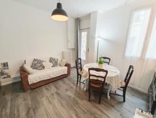 Notre Dame in Latin Quarter Stylish Flat for 6 - 0