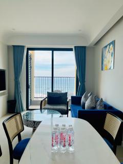 Three-Bedroom Ocean View and Fireworks Premier Suite - 3