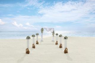 Le Meridien Maldives Resort & Spa - 9