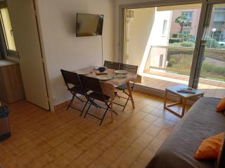 Hélios 24, T2 climatisé, parking, terrasse, 500m plage - 4