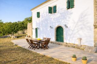 'Perithyron', Konstantina's House, Old Perithia - An Authentic stone Retreat in Corfu's most Historic Village - 2