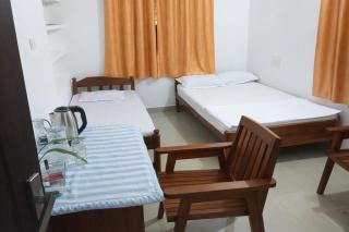 Gods Gift Homestay James Inn - 9