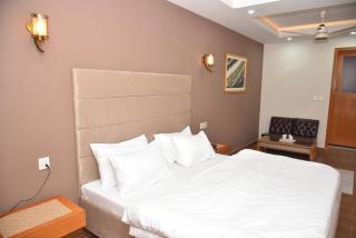 Scenic River View Rooms Bridge Residency,312 - 0