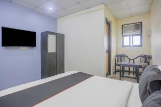 Collection O Green Park Residency 3 - 9