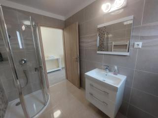 Anton Apartmanház - 8