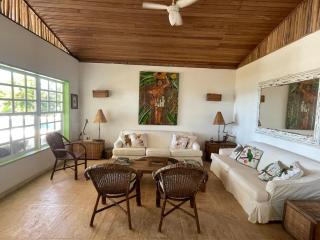 Paradise Beach Cottage with service - 1