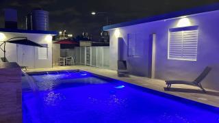 Gated Parking Heated Pool Generator Beach Walk - 0