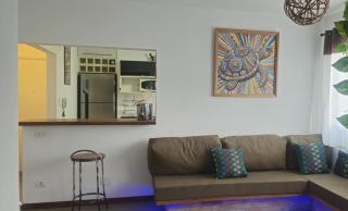 Home013 Beira Mar, 2 suítes, WiFi! Conforto Dentro e Fora - 0