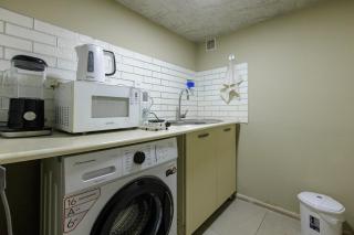 Modern Designer Flat in Historic Baku Building - 1