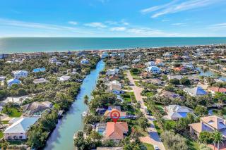 Manatee Cove - 0