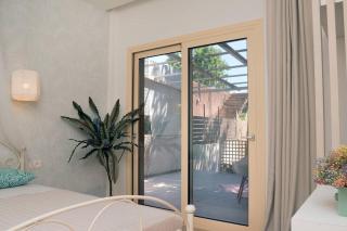 Beach House Lefkes B - 7