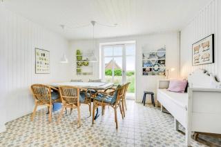 Skipper House With Views Of The North Sea - 9