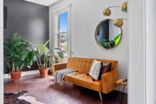 Jungle House Chillicothe - Luxury Downtown Homes Free Parking - 7