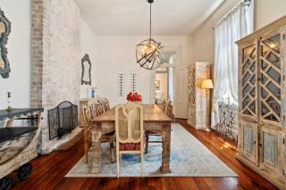 Bright Villa w Heated Pool & Pool Table 5br 4ba - 7