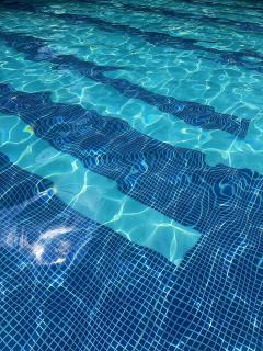 Cómoda Habitación condominio, wifi, tv, piscina - 4