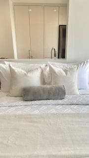 Bright & Cozy Private Studio Apartment - Toronto - 6