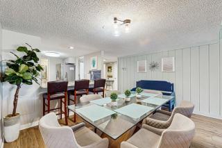 Sun-Kissed Condo in Prime Location w/Shared Pool, Private W/D, Free WiFi, AC - 3