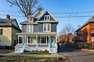 Jungle House Luxury Homes - Columbus Downtown Short North - Steps to Convention Center & Nationwide Arena - Sleeps up to 11 - Free Parking - Over 5,800 Five Stars - 5