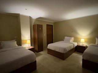 The Fit Stop Hostel - 4