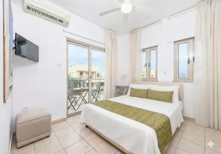 Fig Tree Beach Villa Four - 2