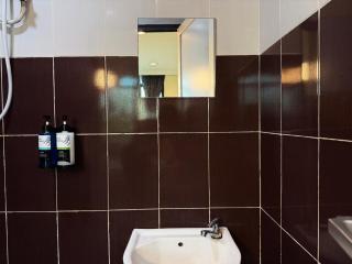 Serene Turtle Hotel - 2