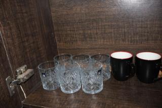 Premium 1BHK Apartment near main boulevard Bahria - 3