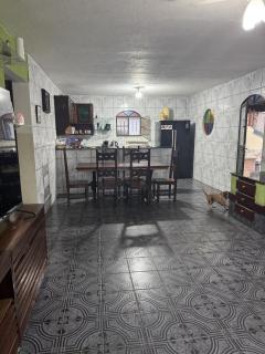 Casa com piscina e churrasqueira - 7