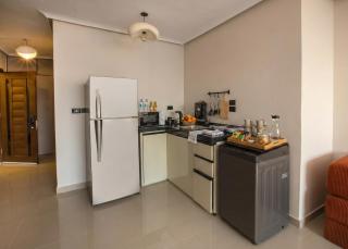 Capital Grand Princes Suite - 6