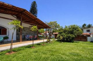 Casa da Vila, charmosa e espaçosa, fica a 150 metros da praia das castanheiras - 4
