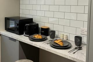 Solihull House - Free Parking, NEC, Airport - 1