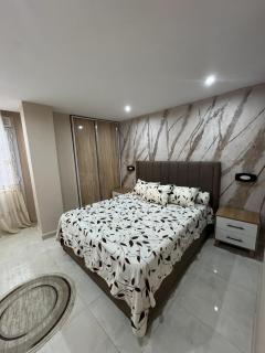 Beautiful Luxury F2 All Comfort - 2