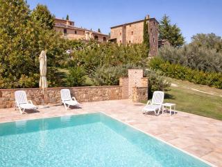 Sensano Holiday Home for 4 - 9