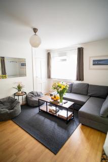 City Centre 2-Bed with Balcony, Cabot Circus - 9