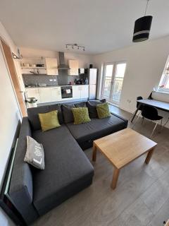 New Private Room in Shared 2 Bed Flat Delta Point - 0