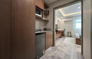 Cairo plaza hotel - 2