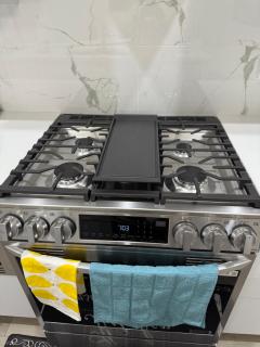 Slice of Heaven! 3 Bdrm Duplex 10 minutes drive to Spruce Meadows, with easy access to Stampede and Banff, Central AC available Mid Spring 2026 - 3