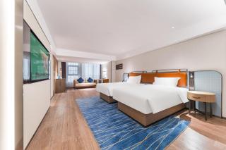 Madison Hotel Wuhan Living Room Polar Ocean World - 4