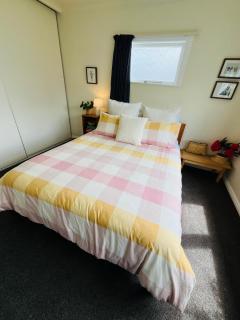Cozy Motueka Cottage- Central Location - 2