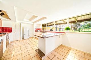 Cockburn Airoprt 6BR Farmstay nr Fremantle&Beach - 3