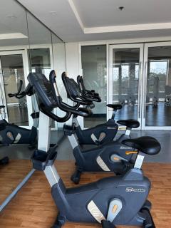 Comfy Studio UnitM @OneMadison35 - 4